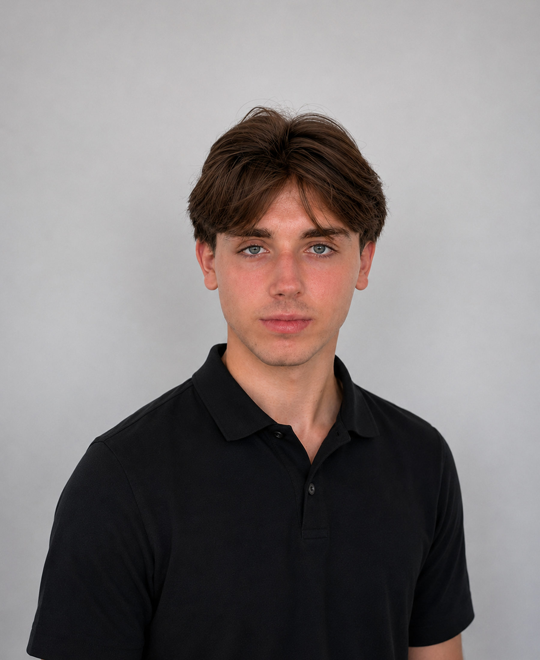 Porträt von Ejdin Aliti, Gründer von Envy Web